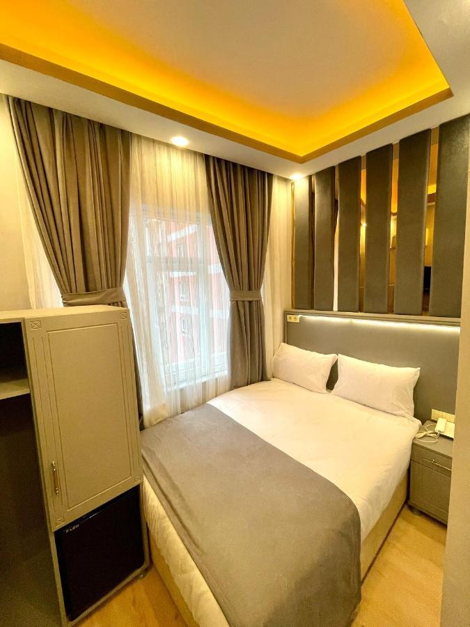 Crowned Plus Hotel 伊斯坦布尔 外观 照片