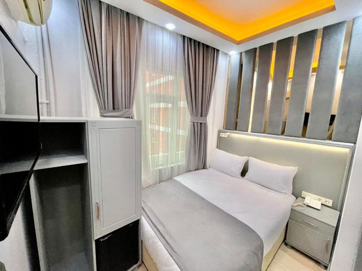 Crowned Plus Hotel 伊斯坦布尔 外观 照片