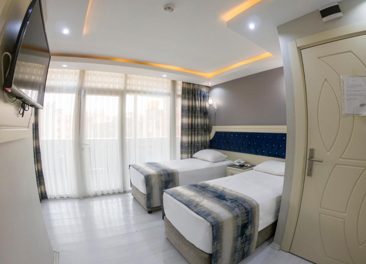 Crowned Plus Hotel 伊斯坦布尔 外观 照片