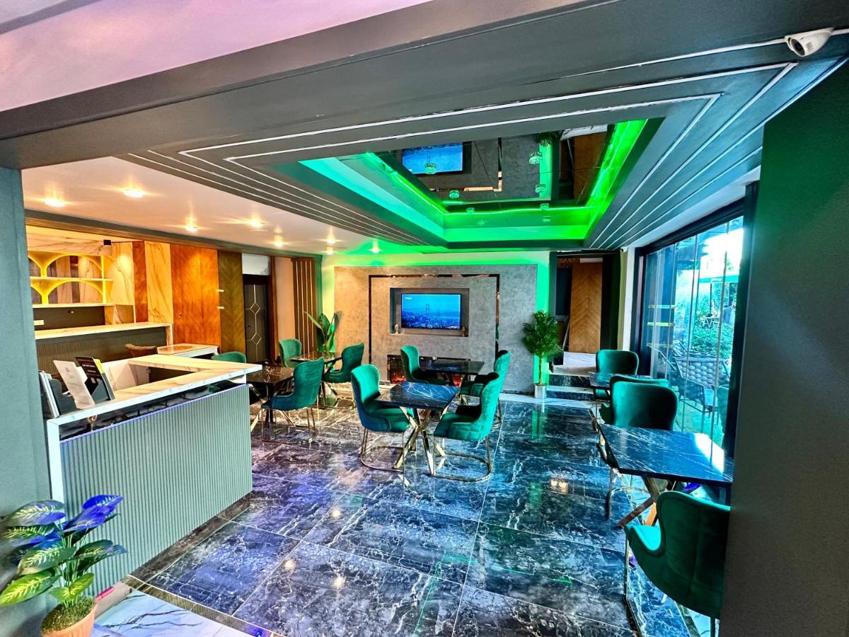 Crowned Plus Hotel 伊斯坦布尔 外观 照片
