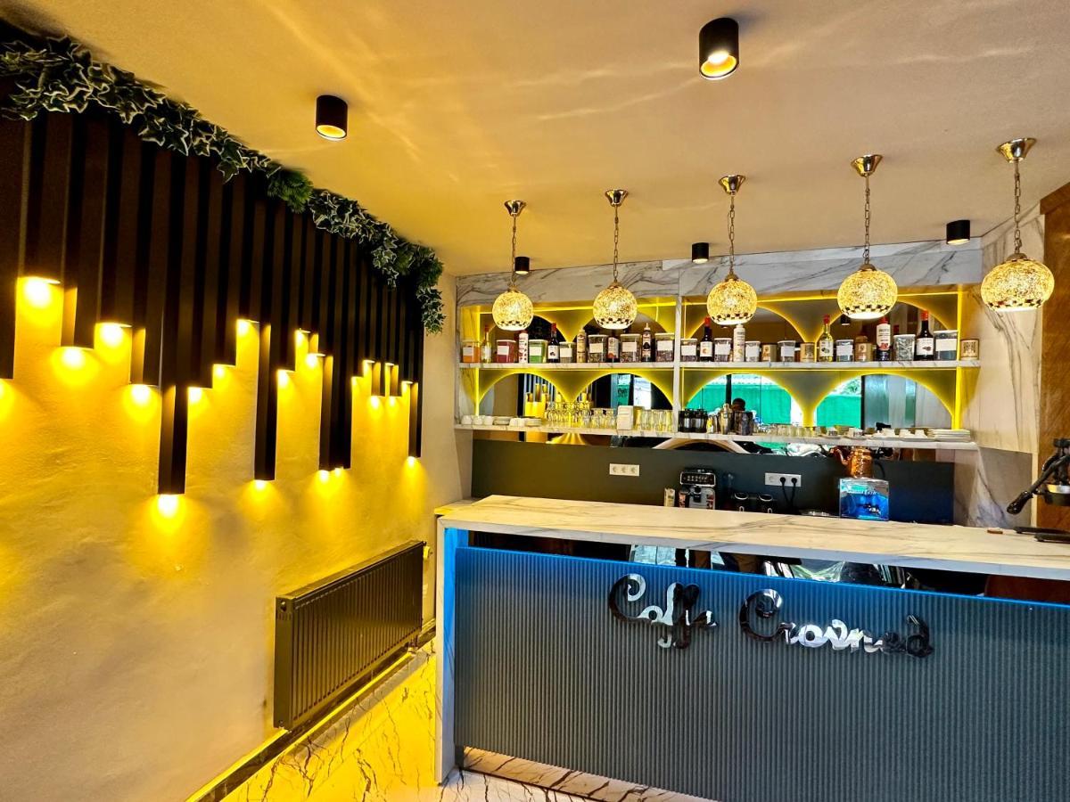 Crowned Plus Hotel 伊斯坦布尔 外观 照片