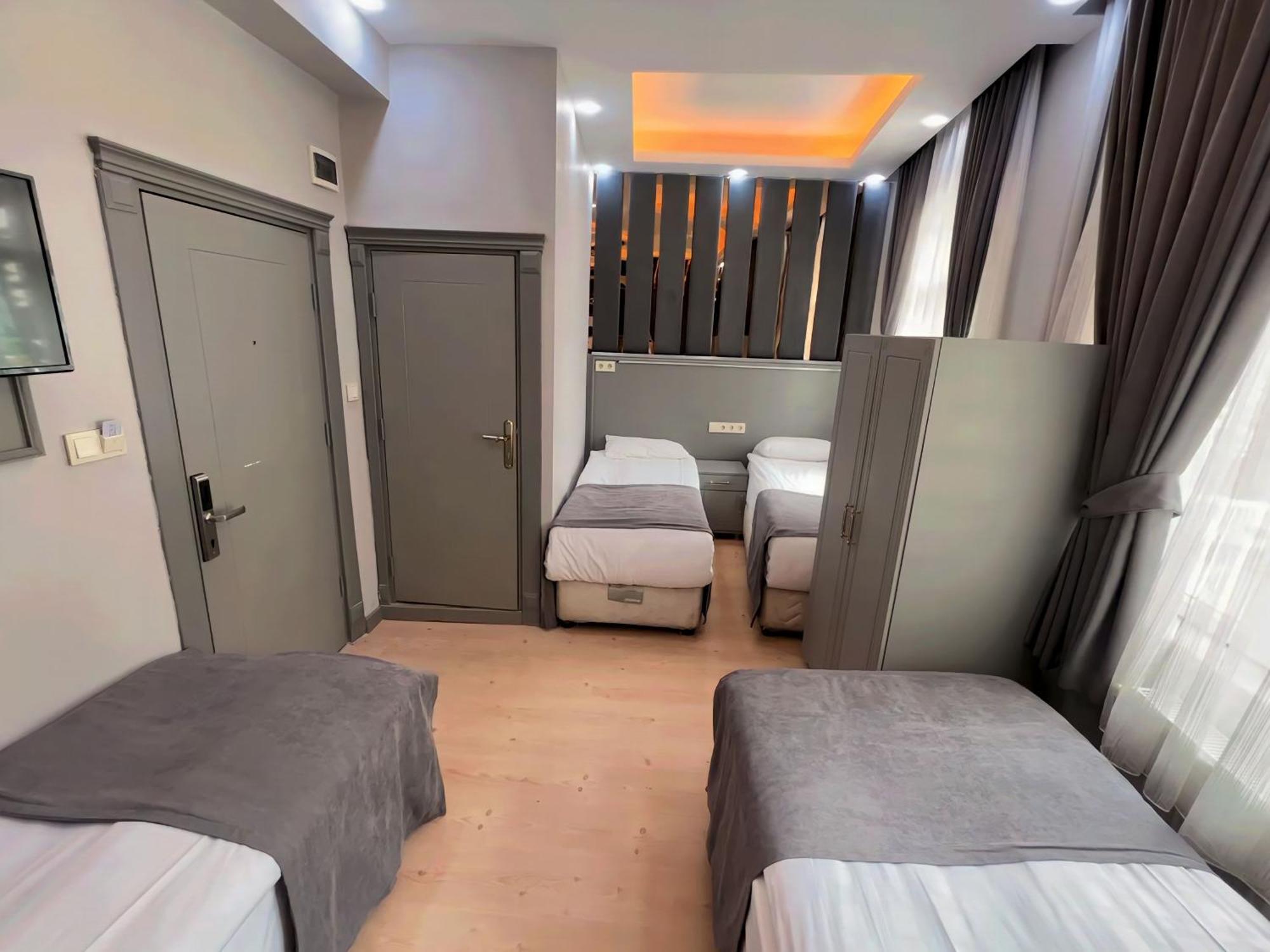 Crowned Plus Hotel 伊斯坦布尔 外观 照片