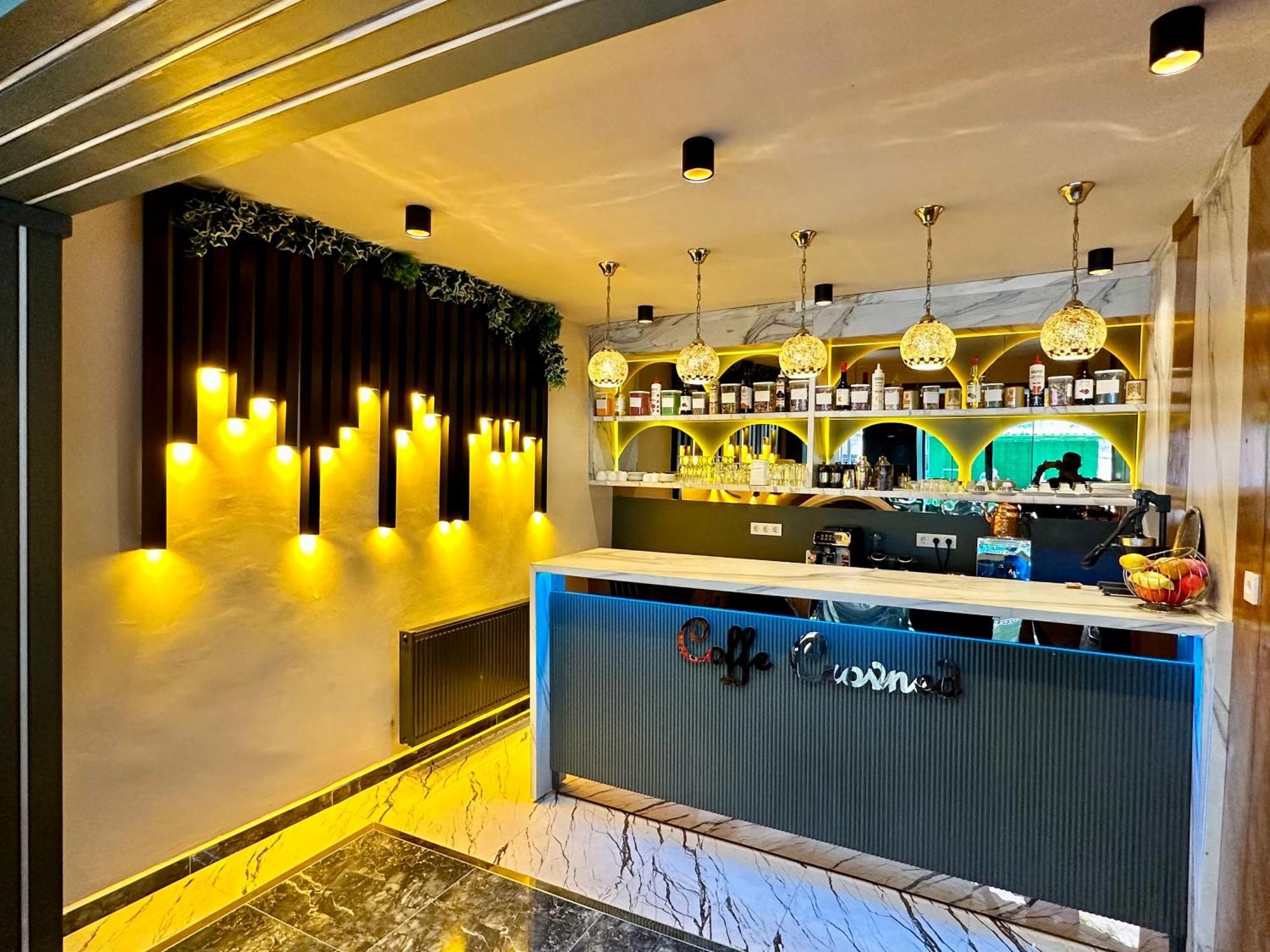 Crowned Plus Hotel 伊斯坦布尔 外观 照片