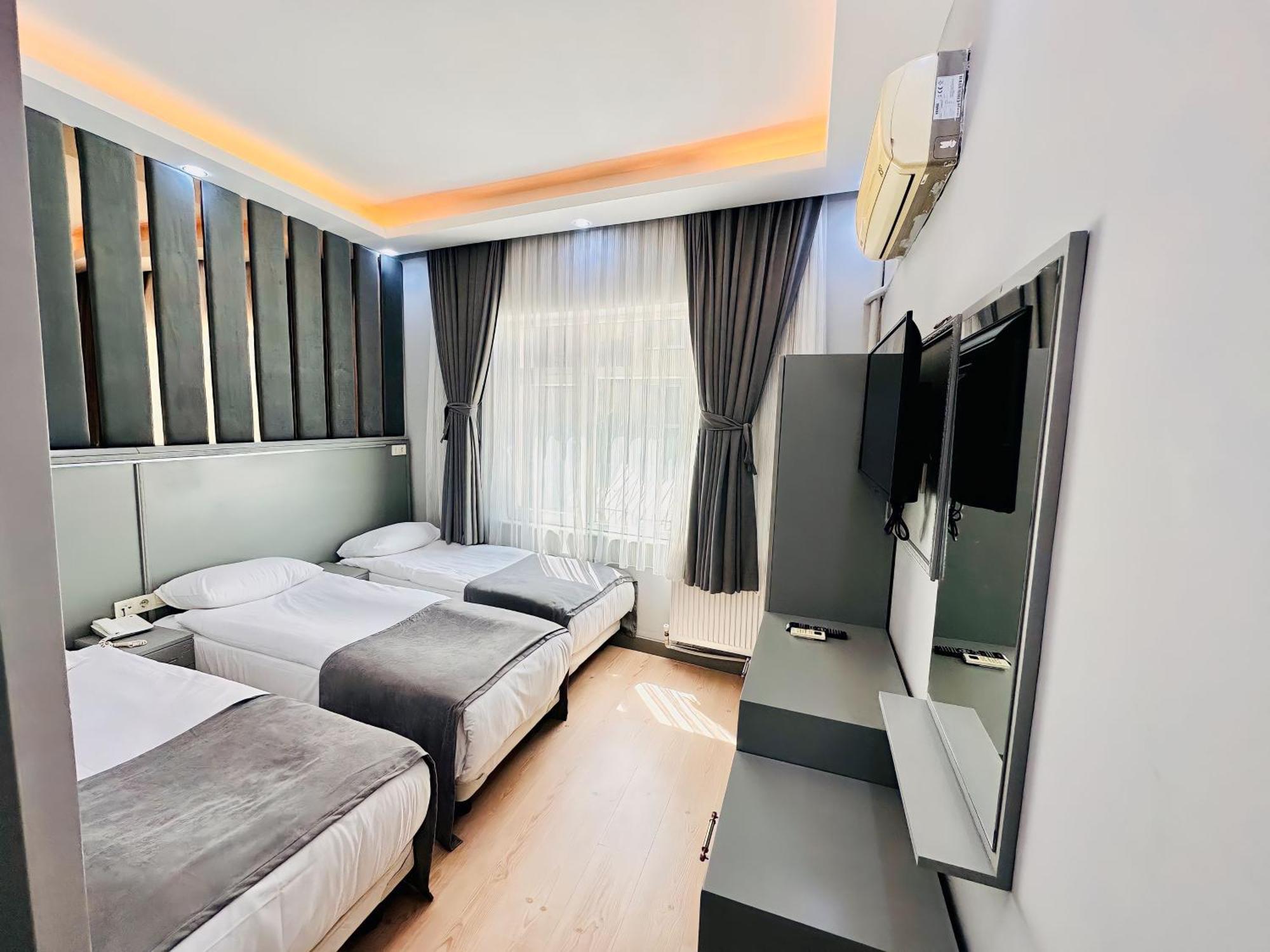 Crowned Plus Hotel 伊斯坦布尔 外观 照片